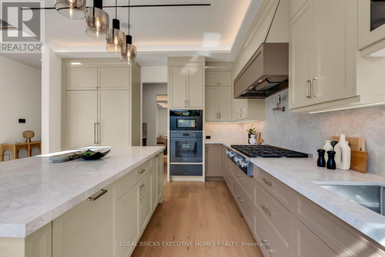 2016 SEAFARE DRIVE, Oakville (BR Bronte), Ontario, L6L1P6