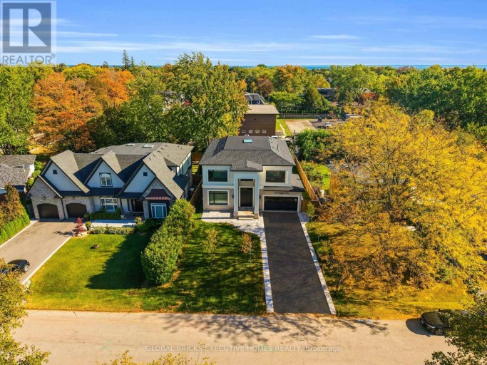 2016 SEAFARE DRIVE, Oakville (BR Bronte), Ontario, L6L1P6