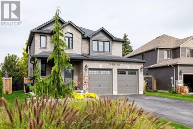 13 GILPIN CRESCENT Collingwood Ontario photo 1