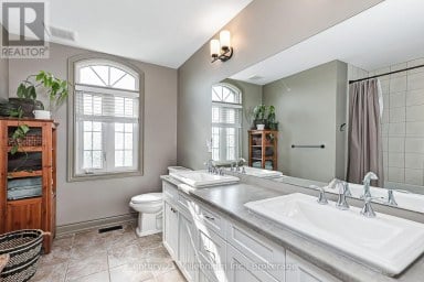 13 GILPIN CRESCENT Collingwood Ontario photo 15