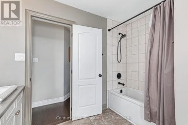 13 GILPIN CRESCENT Collingwood Ontario photo 16