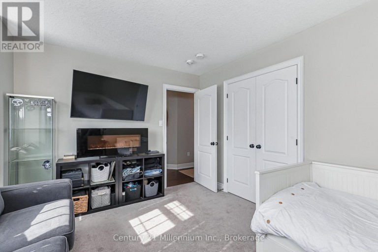 13 GILPIN CRESCENT, Collingwood, Ontario, L9Y0Z2