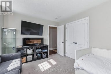 13 GILPIN CRESCENT Collingwood Ontario photo 18