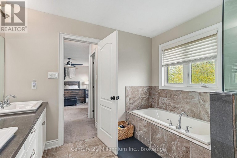 13 GILPIN CRESCENT, Collingwood, Ontario, L9Y0Z2
