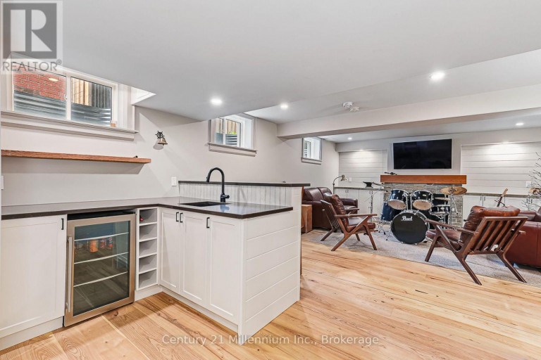 13 GILPIN CRESCENT, Collingwood, Ontario, L9Y0Z2