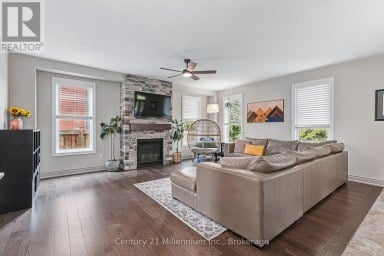 13 GILPIN CRESCENT Collingwood Ontario photo 7