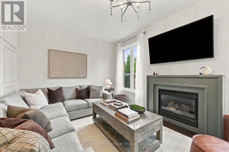 229 MONTGOMERY AVENUE, Whitby (Brooklin), Ontario, L1M0B6