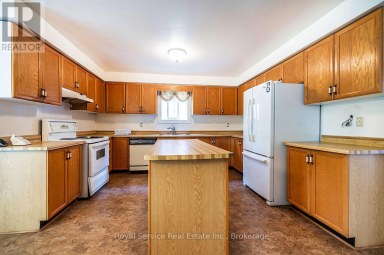 516 PALMTREE CRESCENT Oshawa (Eastdale) Ontario photo 12