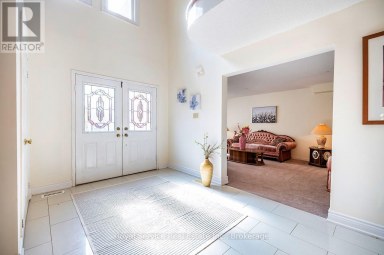516 PALMTREE CRESCENT Oshawa (Eastdale) Ontario photo 3