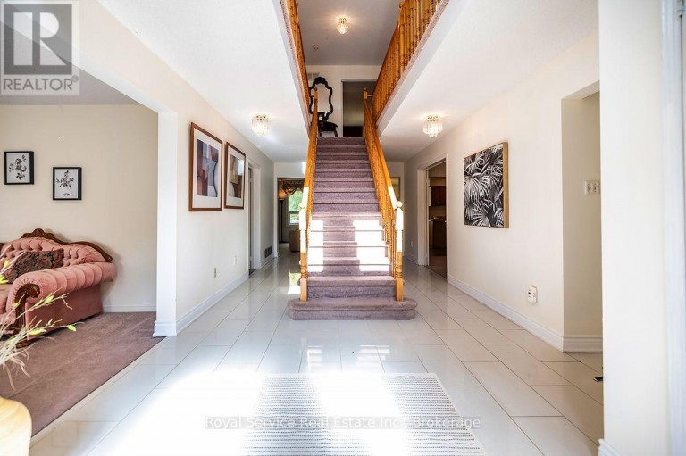 516 PALMTREE CRESCENT, Oshawa (Eastdale), Ontario, L1K2H2