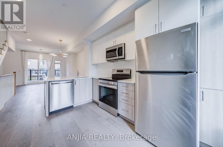 80B TISDALE AVENUE, Toronto (Victoria Village), Ontario, M4A1C5