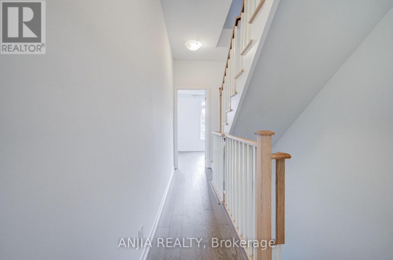 80B TISDALE AVENUE, Toronto (Victoria Village), Ontario, M4A1C5