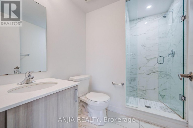 80B TISDALE AVENUE, Toronto (Victoria Village), Ontario, M4A1C5