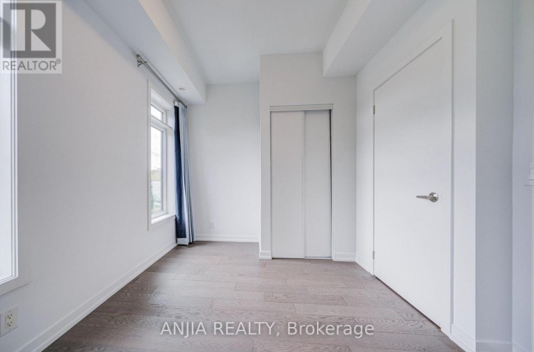 80B TISDALE AVENUE, Toronto (Victoria Village), Ontario, M4A1C5
