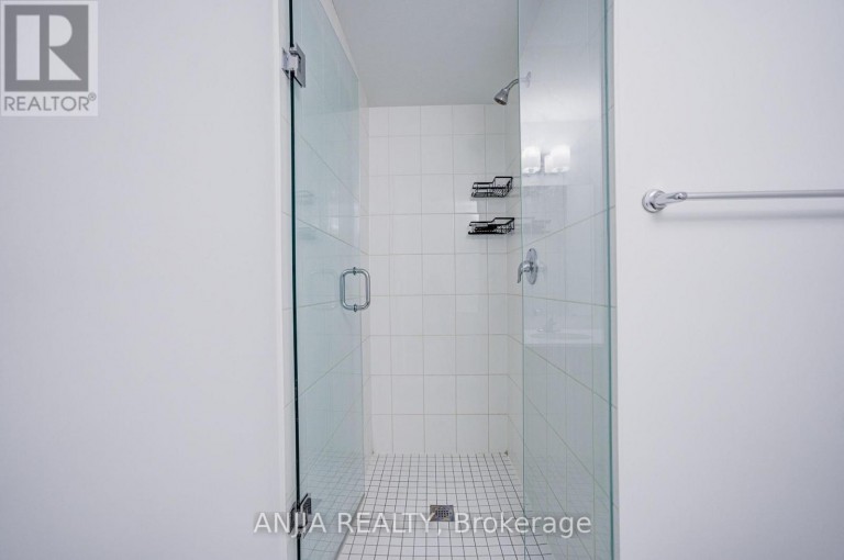 80B TISDALE AVENUE, Toronto (Victoria Village), Ontario, M4A1C5