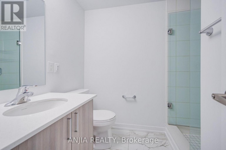 80B TISDALE AVENUE, Toronto (Victoria Village), Ontario, M4A1C5