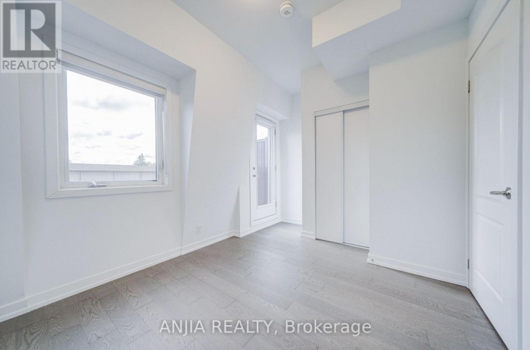 80B TISDALE AVENUE, Toronto (Victoria Village), Ontario, M4A1C5