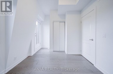 80B TISDALE AVENUE Toronto (Victoria Village) Ontario photo 43