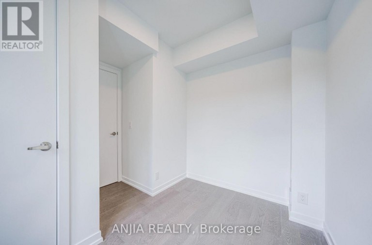 80B TISDALE AVENUE, Toronto (Victoria Village), Ontario, M4A1C5