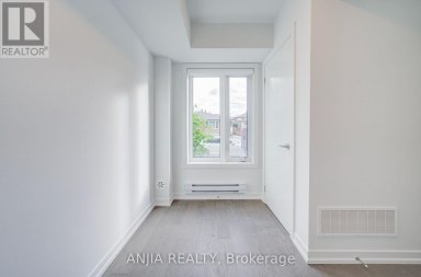 80B TISDALE AVENUE Toronto (Victoria Village) Ontario photo 6
