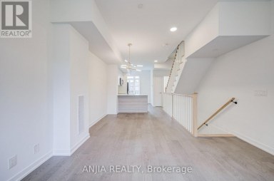 80B TISDALE AVENUE Toronto (Victoria Village) Ontario photo 7