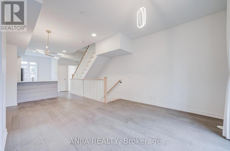 80B TISDALE AVENUE, Toronto (Victoria Village), Ontario, M4A1C5