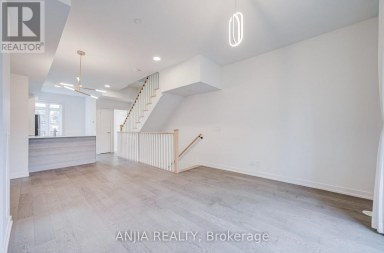 80B TISDALE AVENUE Toronto (Victoria Village) Ontario photo 8