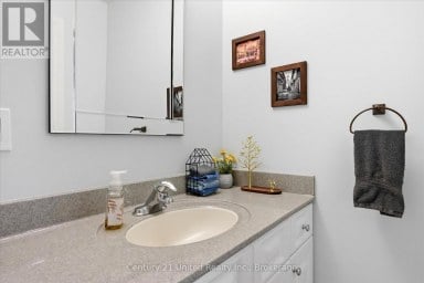 5 EMILY COURT Kawartha Lakes (Emily) Ontario photo 21
