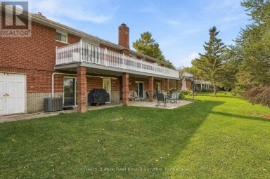 2643 COUNTY RD 13 Prince Edward County (South Marysburg Ward) Ontario photo 11