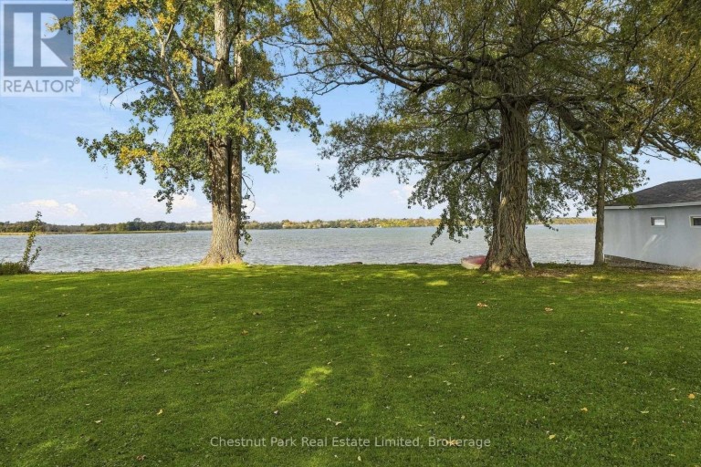 2643 COUNTY RD 13, Prince Edward County (South Marysburg Ward), Ontario, K0K2T0