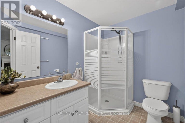 11 ALLISON COURT, Strathroy-Caradoc (NE), Ontario, N7G4C2