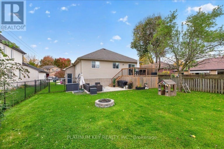 11 ALLISON COURT, Strathroy-Caradoc (NE), Ontario, N7G4C2
