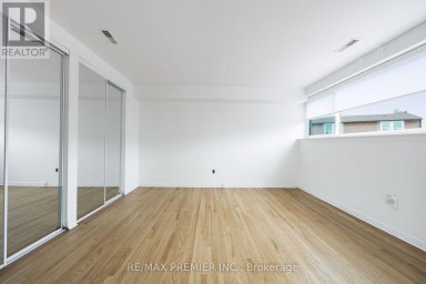 82 - 248 JOHN GARLAND BOULEVARD Toronto (West Humber-Clairville) Ontario photo 16
