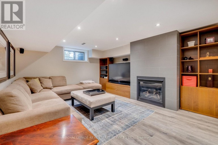 503 MEADOW WOOD ROAD, Mississauga (Clarkson), Ontario, L5J2S4