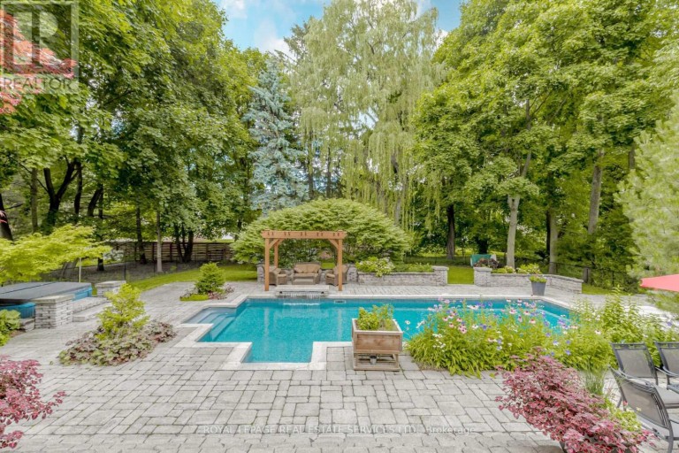 503 MEADOW WOOD ROAD, Mississauga (Clarkson), Ontario, L5J2S4