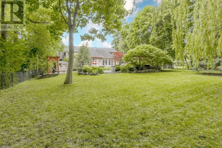 503 MEADOW WOOD ROAD, Mississauga (Clarkson), Ontario, L5J2S4