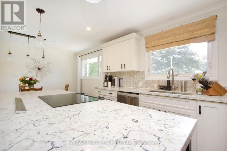 276 PARK ROAD N, Oshawa (McLaughlin), Ontario, L1G4T1