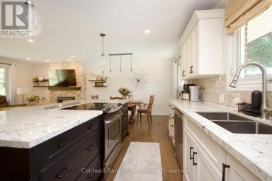 276 PARK ROAD N Oshawa (McLaughlin) Ontario photo 12