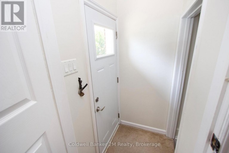276 PARK ROAD N, Oshawa (McLaughlin), Ontario, L1G4T1