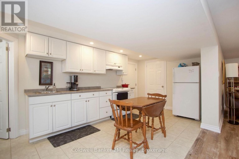 276 PARK ROAD N, Oshawa (McLaughlin), Ontario, L1G4T1