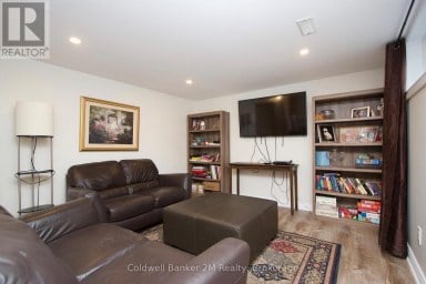 276 PARK ROAD N Oshawa (McLaughlin) Ontario photo 24