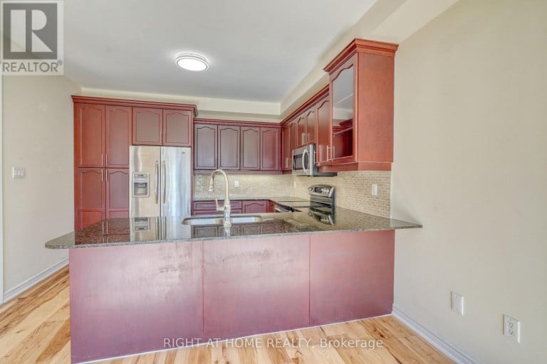 171 MAURIER BOULEVARD, Vaughan (Patterson), Ontario, L6A0V2