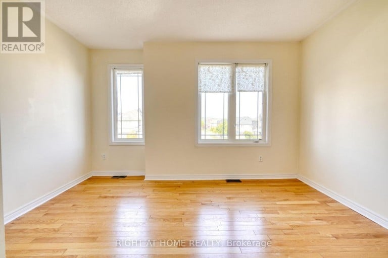 171 MAURIER BOULEVARD, Vaughan (Patterson), Ontario, L6A0V2