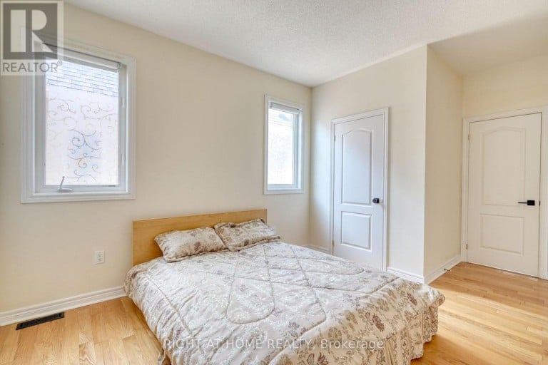 171 MAURIER BOULEVARD, Vaughan (Patterson), Ontario, L6A0V2
