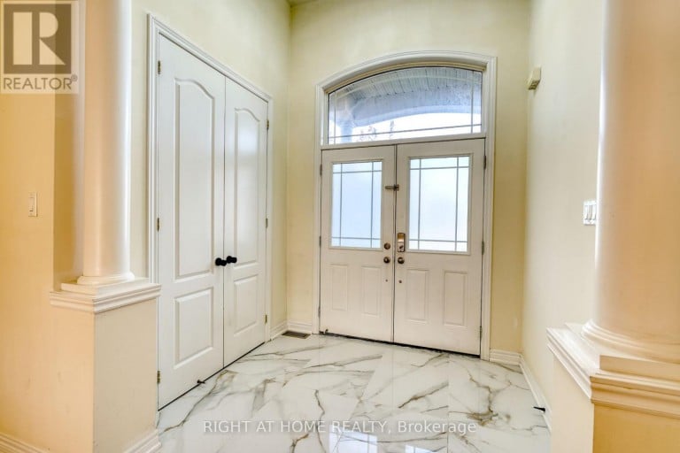 171 MAURIER BOULEVARD, Vaughan (Patterson), Ontario, L6A0V2