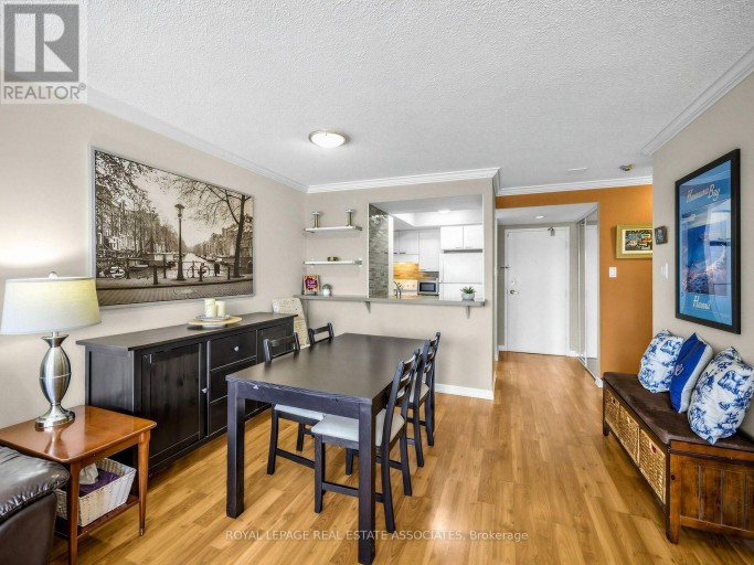 504 - 2091 HURONTARIO STREET, Mississauga (Cooksville), Ontario, L5A4E6