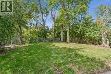 620 Rideau Road SW Calgary Alberta photo 4