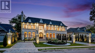 10 YONGEVIEW AVENUE Richmond Hill (South Richvale) Ontario photo 2