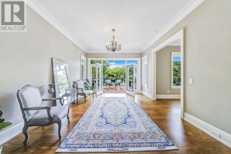 10 YONGEVIEW AVENUE, Richmond Hill (South Richvale), Ontario, L4C7A4