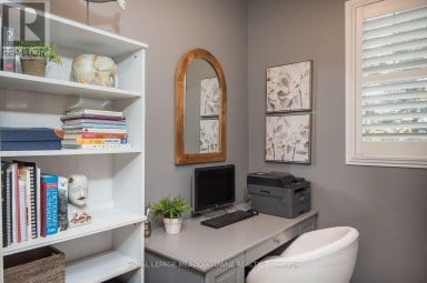 1624 ARTHURS WAY Milton (BE Beaty) Ontario photo 13
